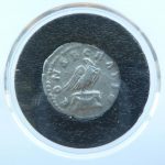 Lot 10 - AR Denar Divus Antoninus Pius , rev Consecratio og ørn S 1300